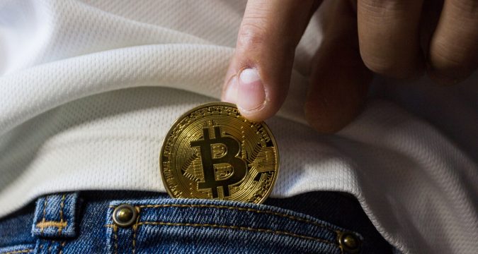 Former Security Chief at Uber Charged for Bitcoin Hush Money Payment